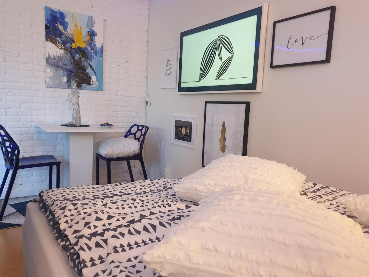 Gemuetlich U. Modern, Balkon,Pp,Strand,Delongi,Heimkino! Διαμέρισμα Γκλύξμπουργκ Εξωτερικό φωτογραφία