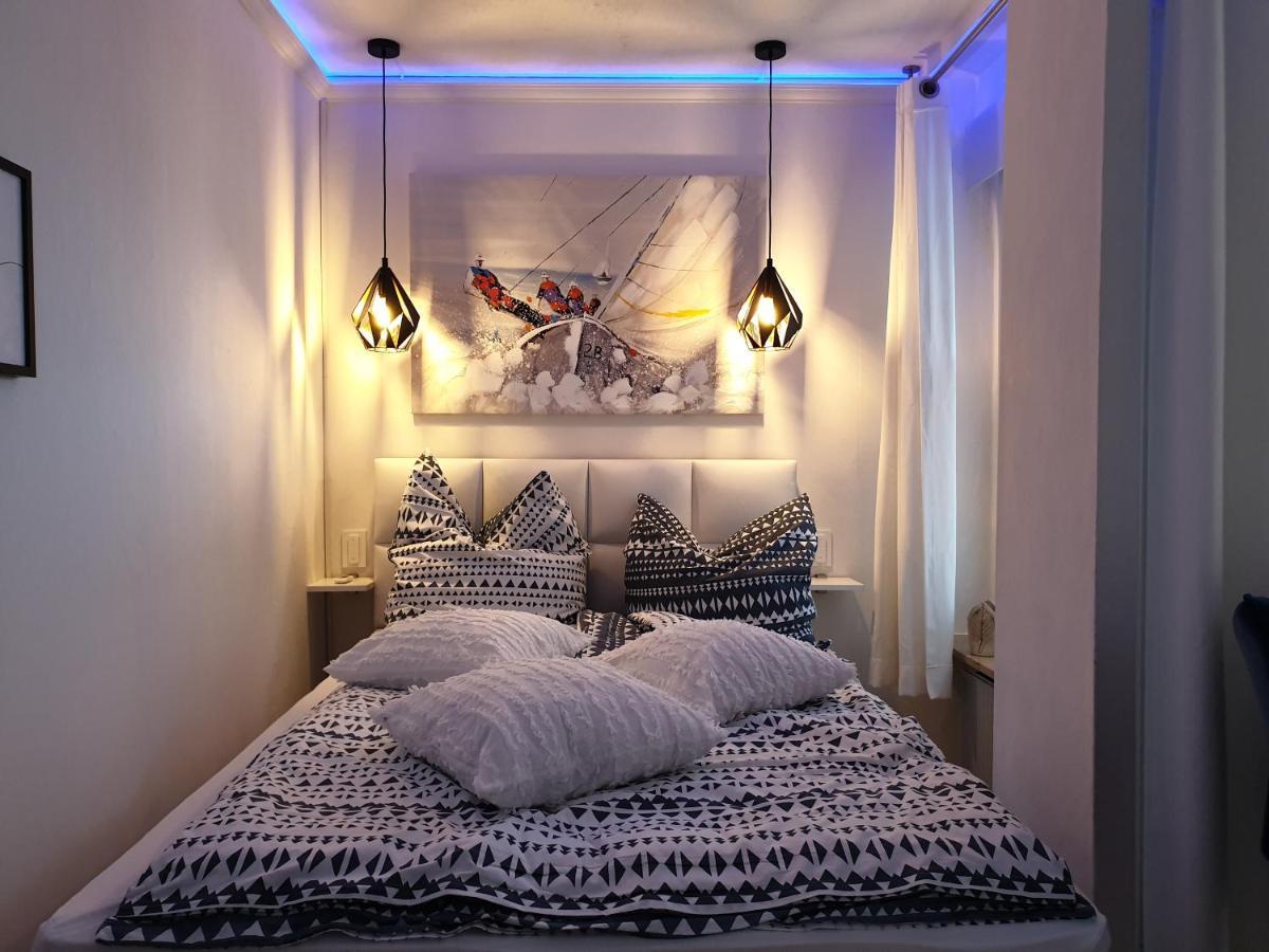 Gemuetlich U. Modern, Balkon,Pp,Strand,Delongi,Heimkino! Διαμέρισμα Γκλύξμπουργκ Εξωτερικό φωτογραφία